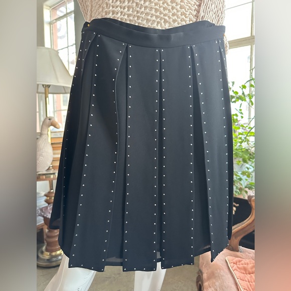 Michael Kors Embellished metal studs panels Swings above knees Crepe fabric - Picture 4 of 11